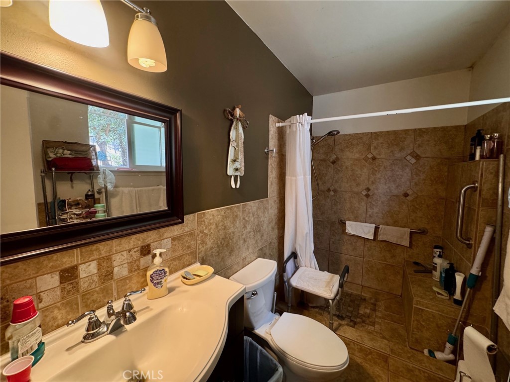 16221 Mustang, Springville, CA 93265
