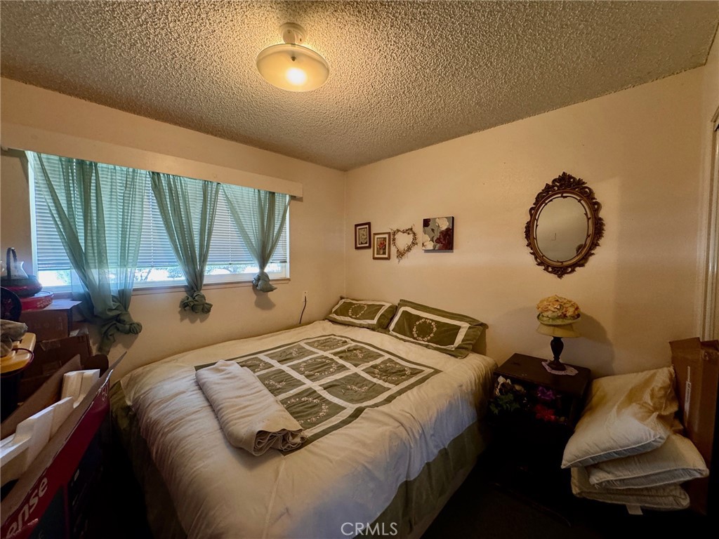16221 Mustang, Springville, CA 93265