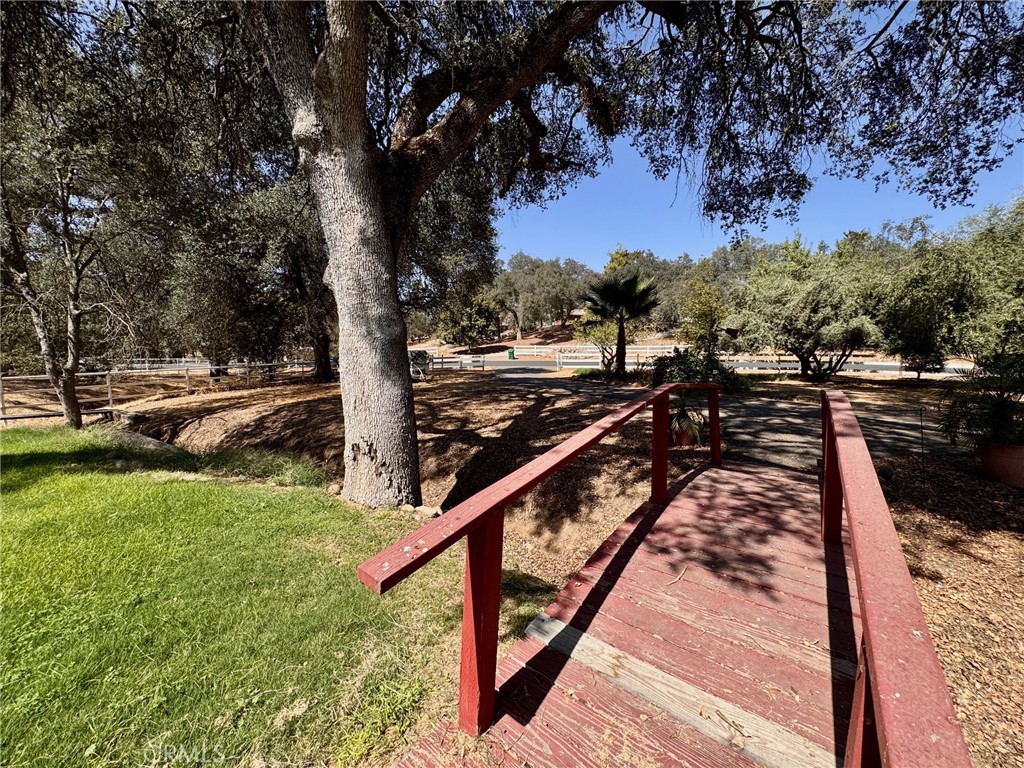 16221 Mustang, Springville, CA 93265