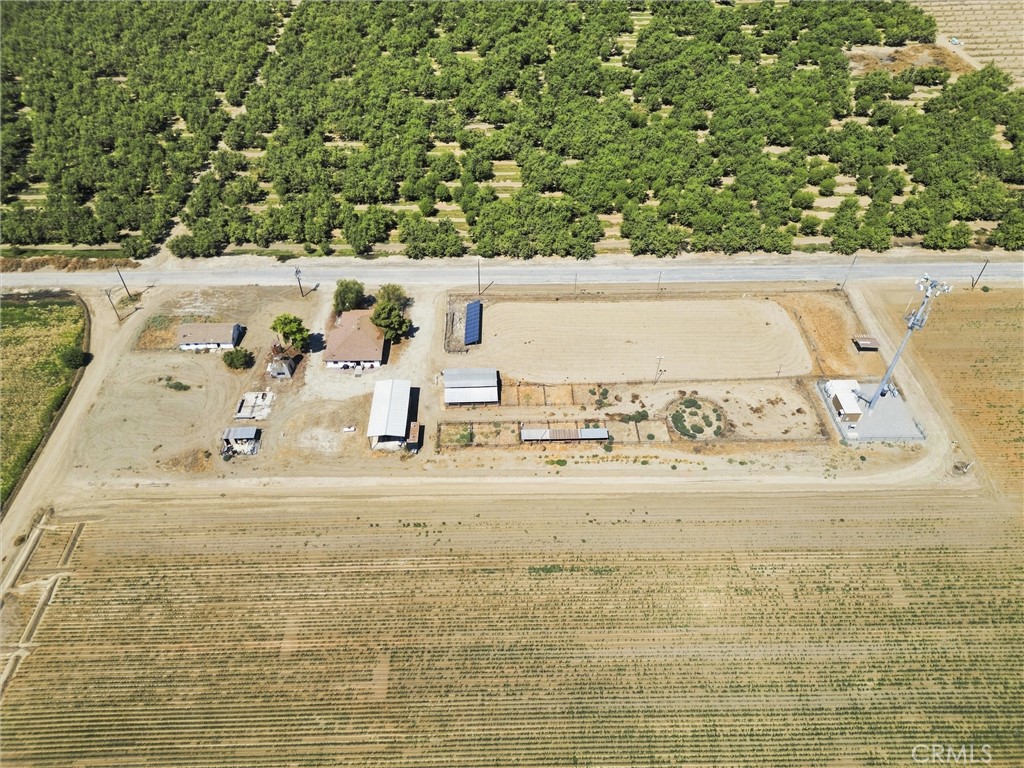 11662 Wasco Pond Rd, Wasco, CA 93280