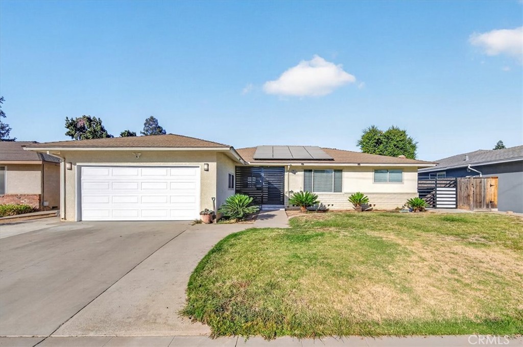 6617 N 1st St, Fresno, CA 93710