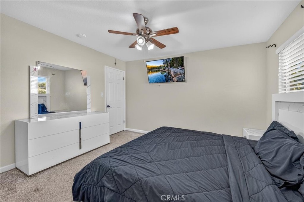 6617 N 1st St, Fresno, CA 93710