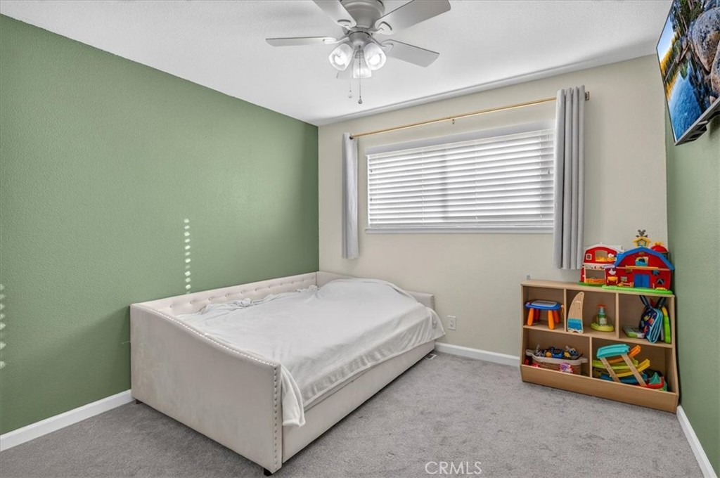 6617 N 1st St, Fresno, CA 93710