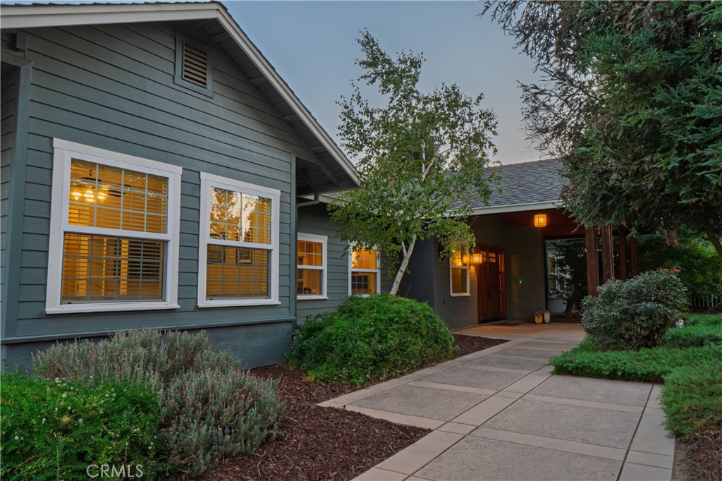 6299 Shelby St, Atwater, CA 95301