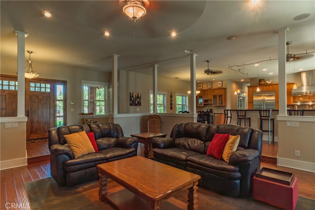 6299 Shelby St, Atwater, CA 95301