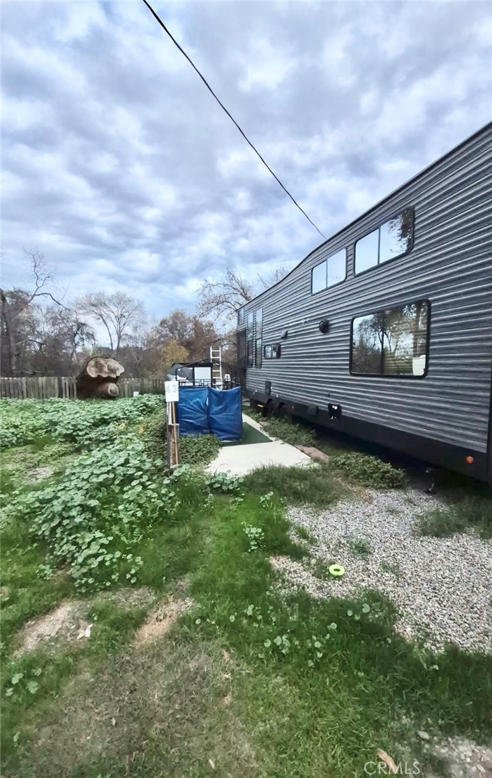 637 River Rd #43, Modesto, CA 95351