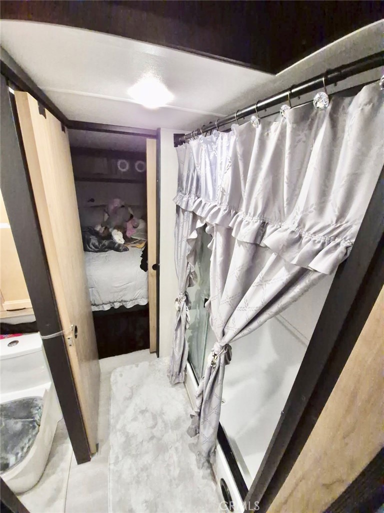 637 River Rd #43, Modesto, CA 95351