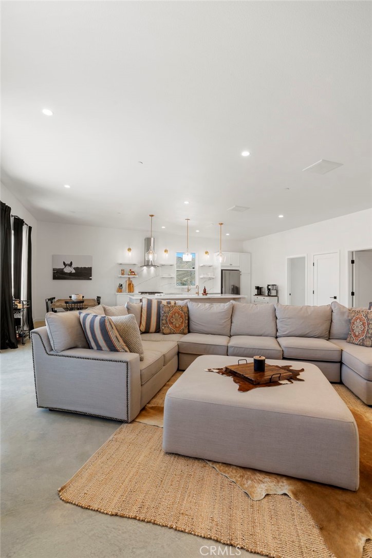 5145 Tom Mix, Pioneertown, CA 92268