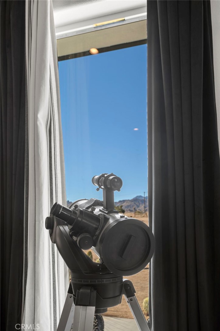 5145 Tom Mix, Pioneertown, CA 92268