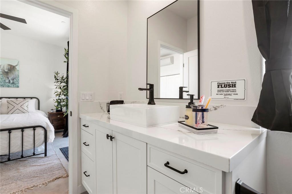 5145 Tom Mix, Pioneertown, CA 92268