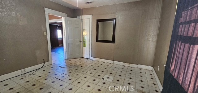 4648 E Iowa, Fresno, CA 93702