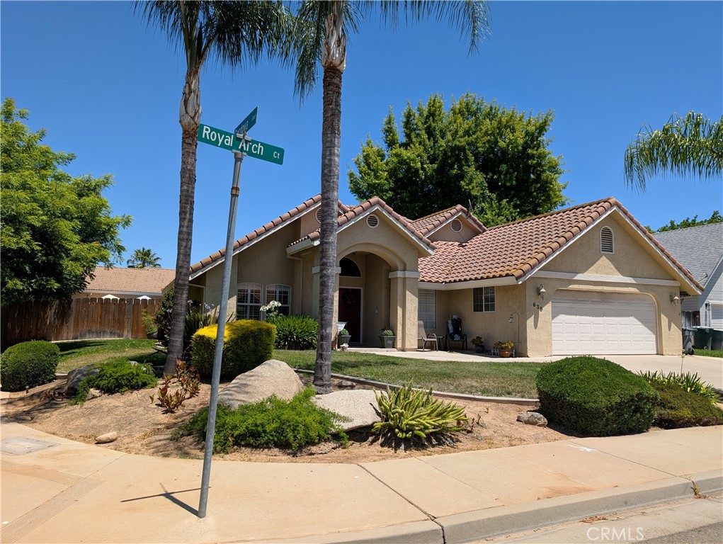 639 Royal Arch Ct, Merced, CA 95340