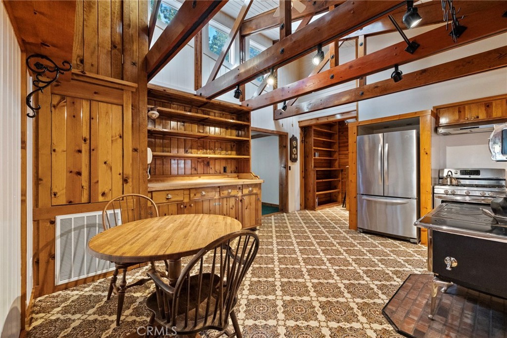 25833 Lyons Dam Rd, Twain Harte, CA 95383
