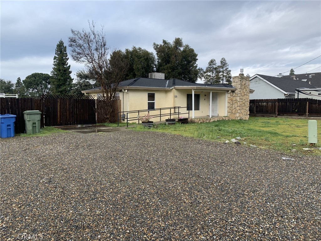 2213 Dels Ln, Turlock, CA 95382