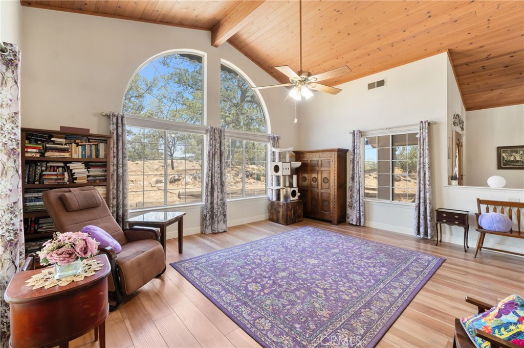 30270 Corral Dr, Coarsegold, CA 93614