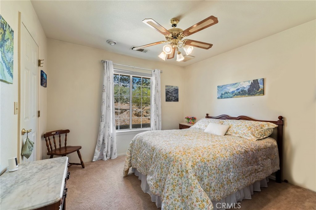 30270 Corral Dr, Coarsegold, CA 93614