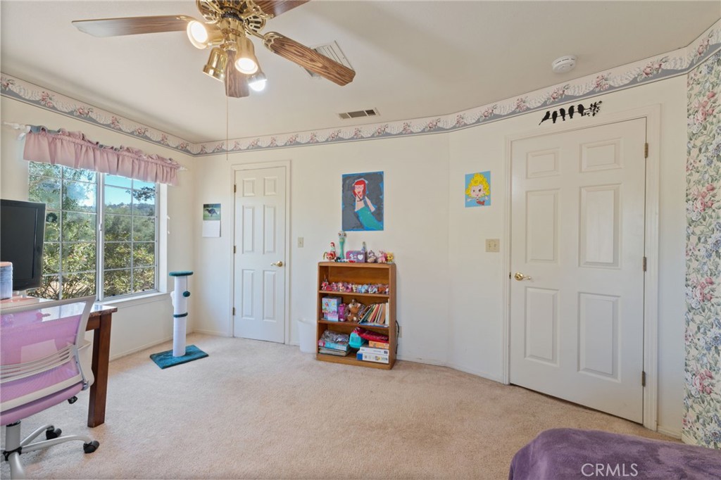 30270 Corral Dr, Coarsegold, CA 93614