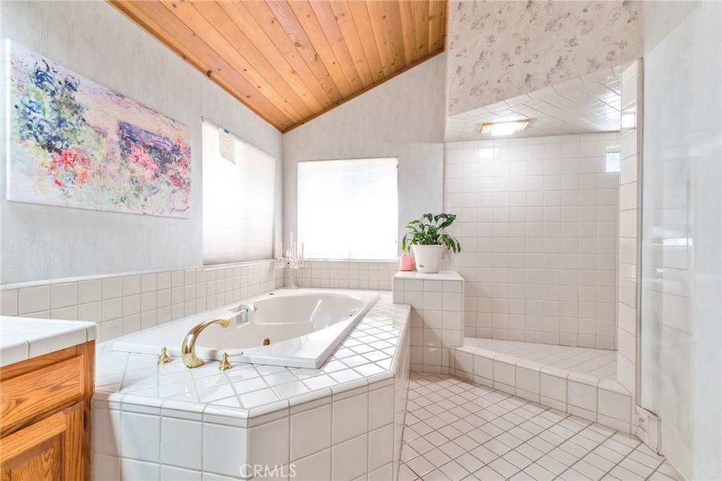 30270 Corral Dr, Coarsegold, CA 93614