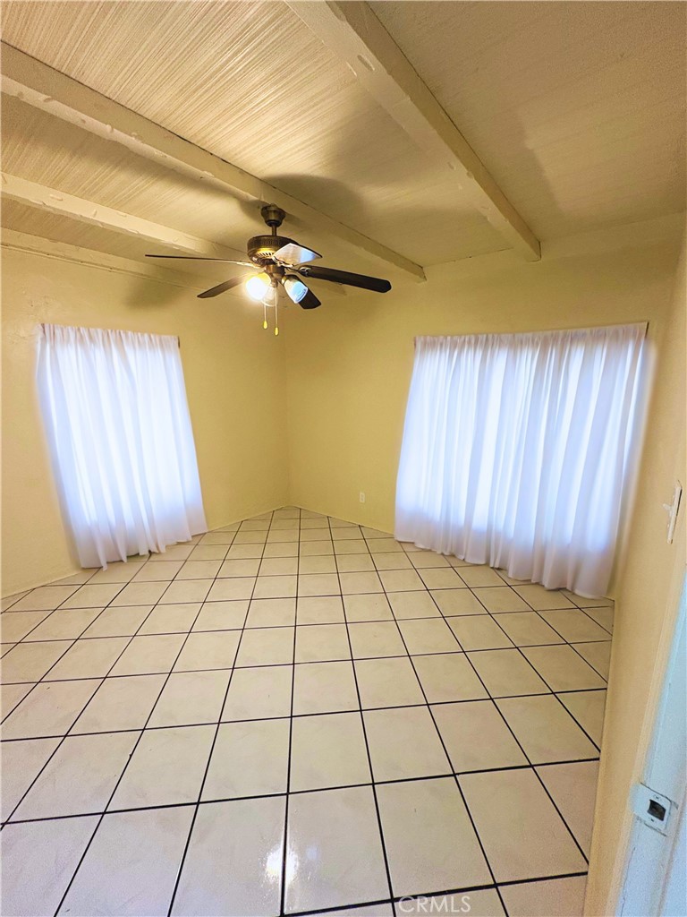 4762 E Grant, Fresno, CA 93702