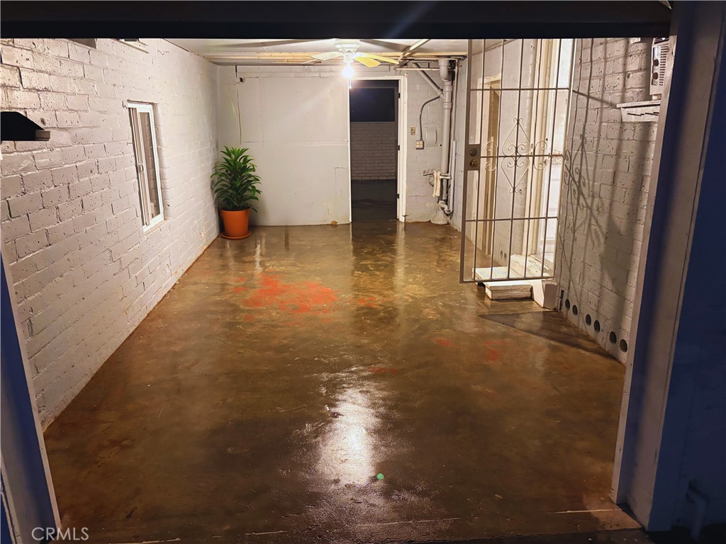 4762 E Grant, Fresno, CA 93702