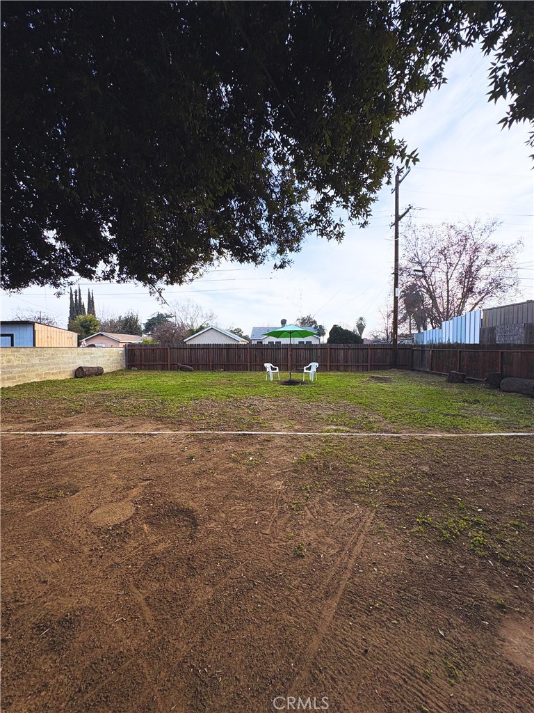 4762 E Grant, Fresno, CA 93702