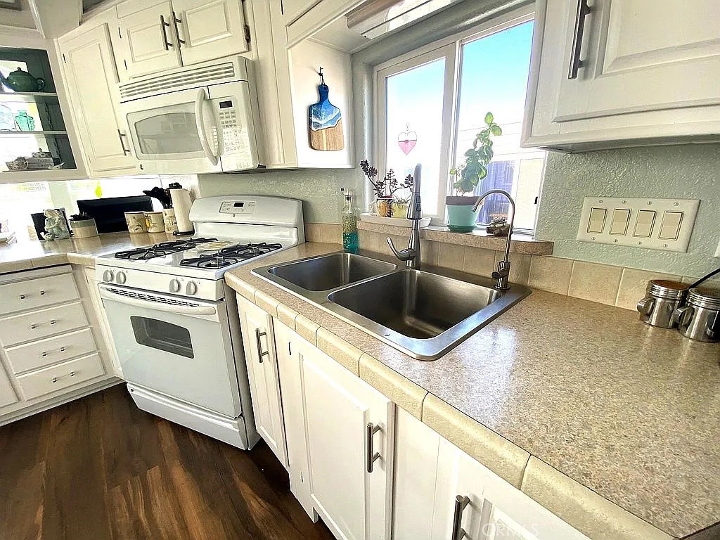 200 S Dolliver St #48, Pismo Beach, CA 93449