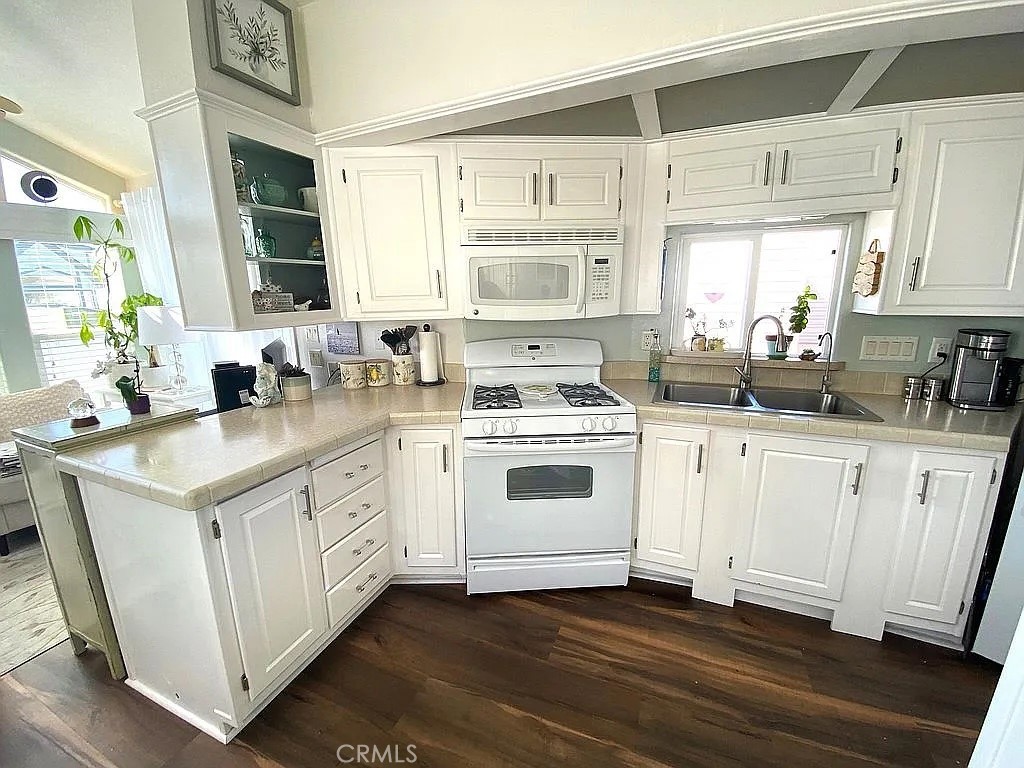 200 S Dolliver St #48, Pismo Beach, CA 93449