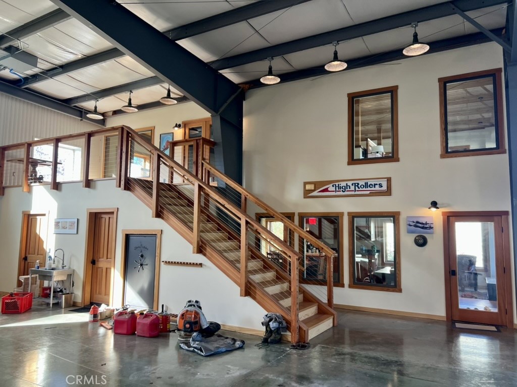 20820 Elderberry Way, Groveland, CA 95321