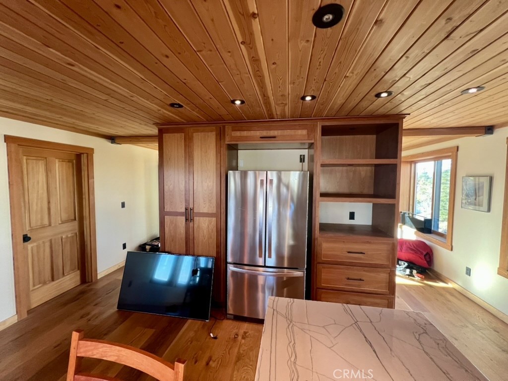 20820 Elderberry Way, Groveland, CA 95321