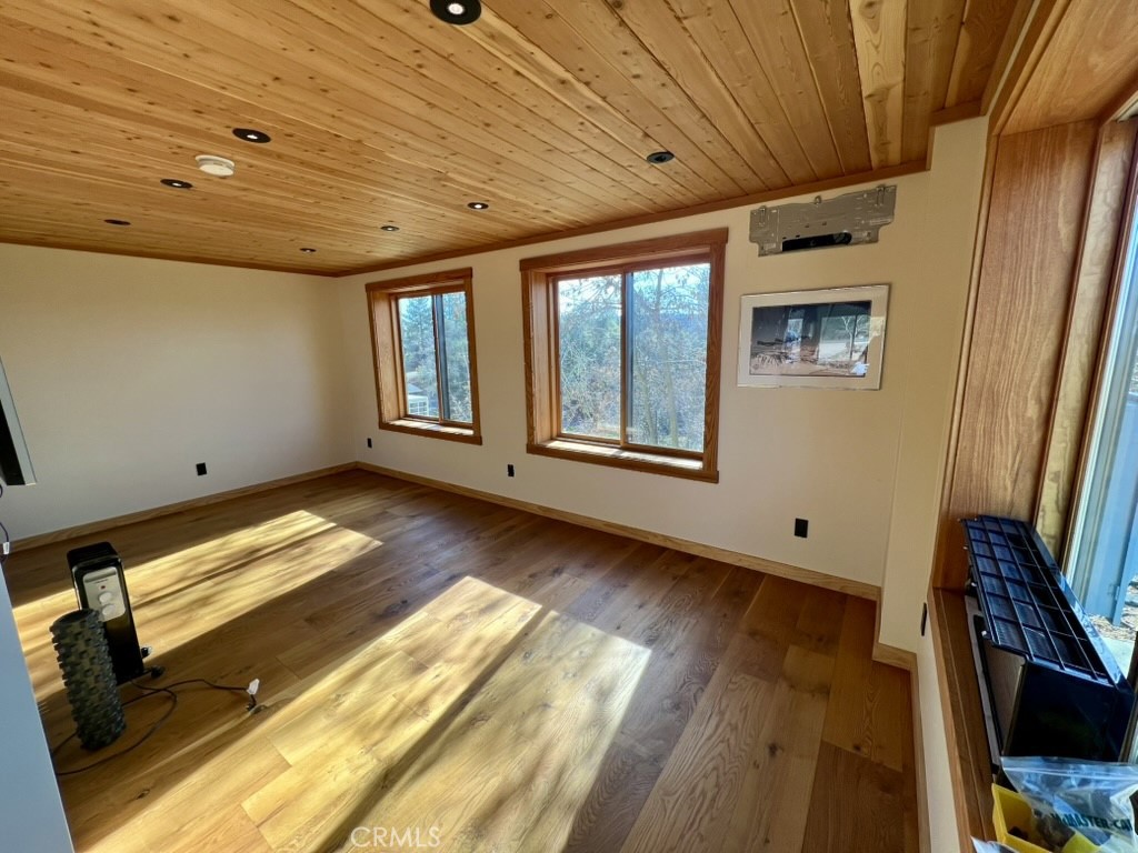 20820 Elderberry Way, Groveland, CA 95321