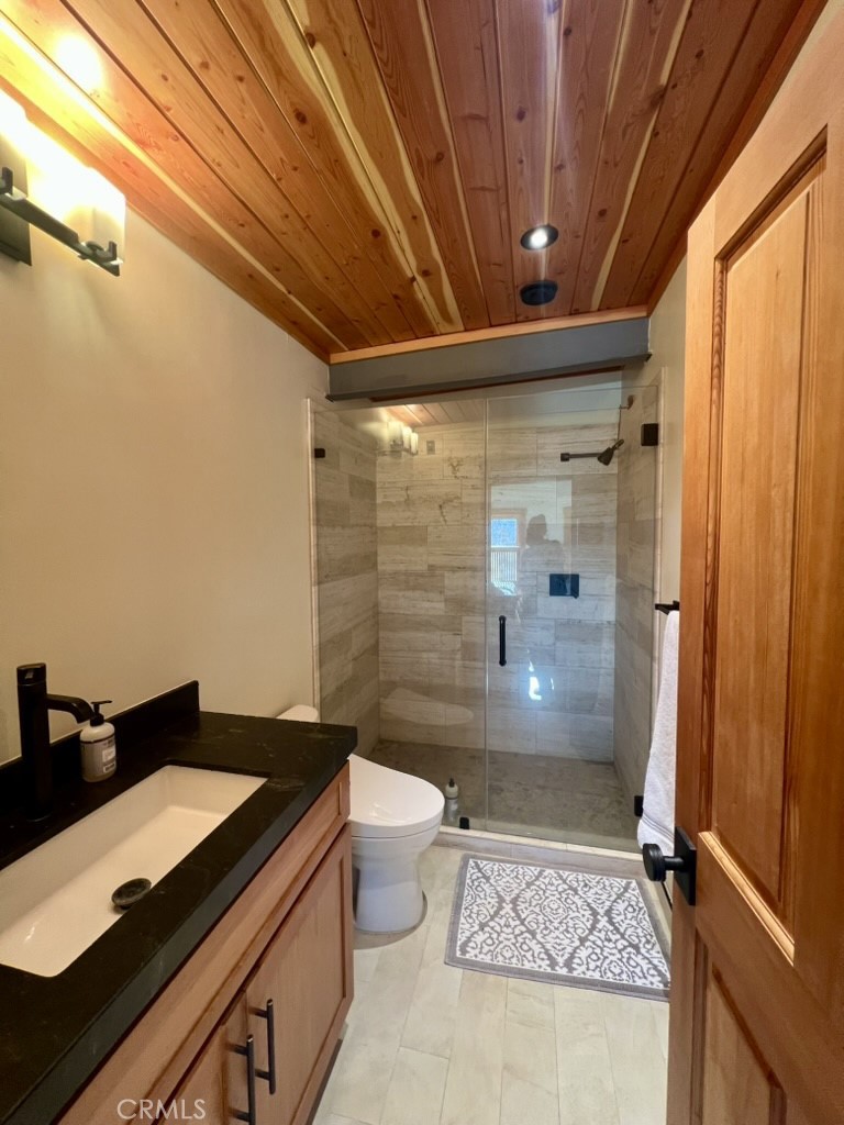 20820 Elderberry Way, Groveland, CA 95321