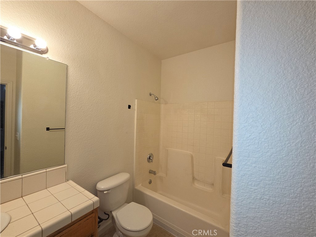 1511 Ronnie Ct, Merced, CA 95341