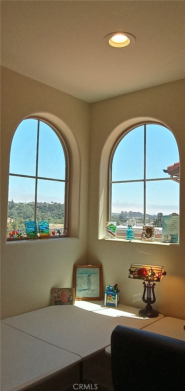 1021 Canyon Ln, Pismo Beach, CA 93449