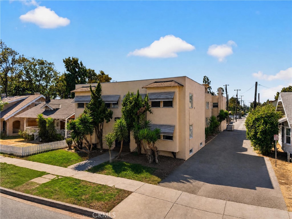 2023 O St, Merced, CA 95340