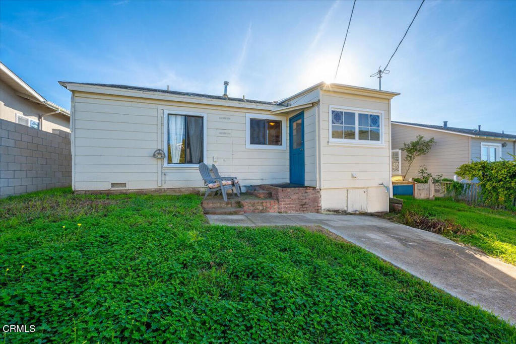 925 Pecho St, Morro Bay, CA 93442