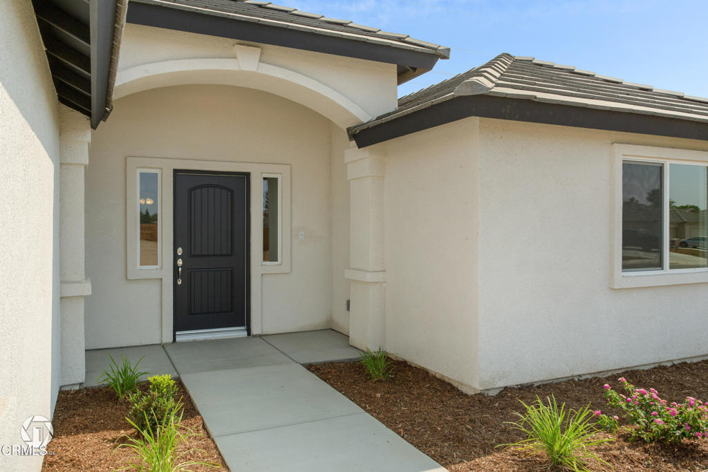 707 Sammy Way, Shafter, CA 93263