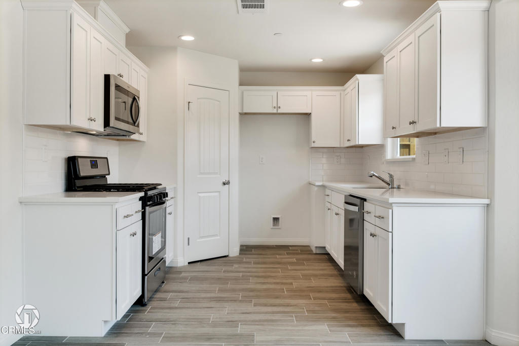 707 Sammy Way, Shafter, CA 93263