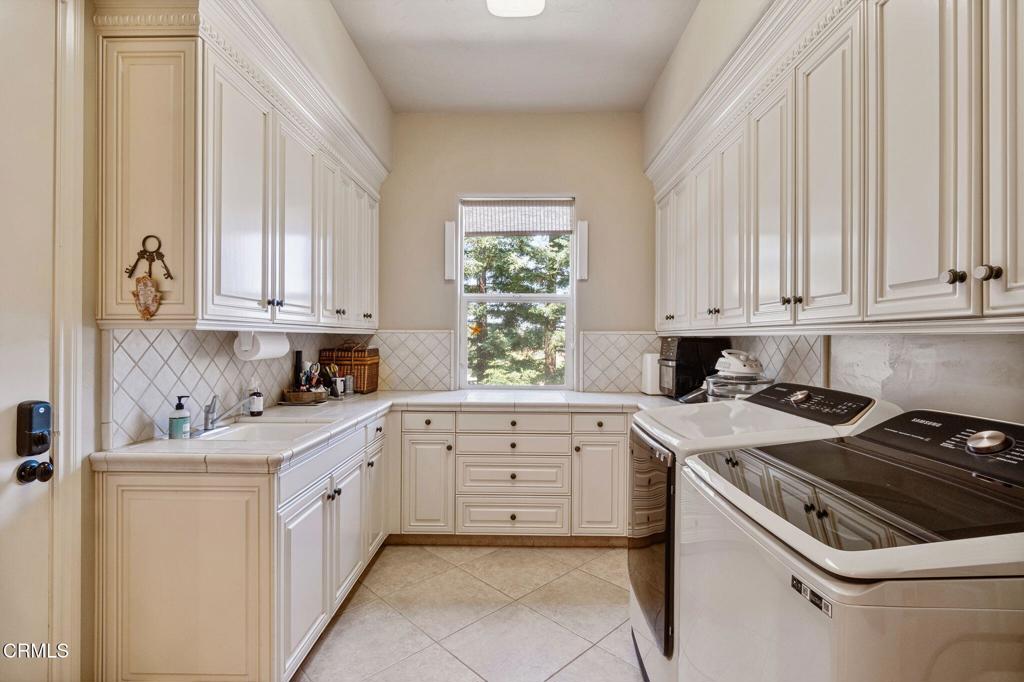 21788 Brighton Crest Dr, Friant, CA 93626