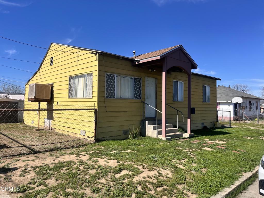 155 N Hachman St, Coalinga, CA 93210