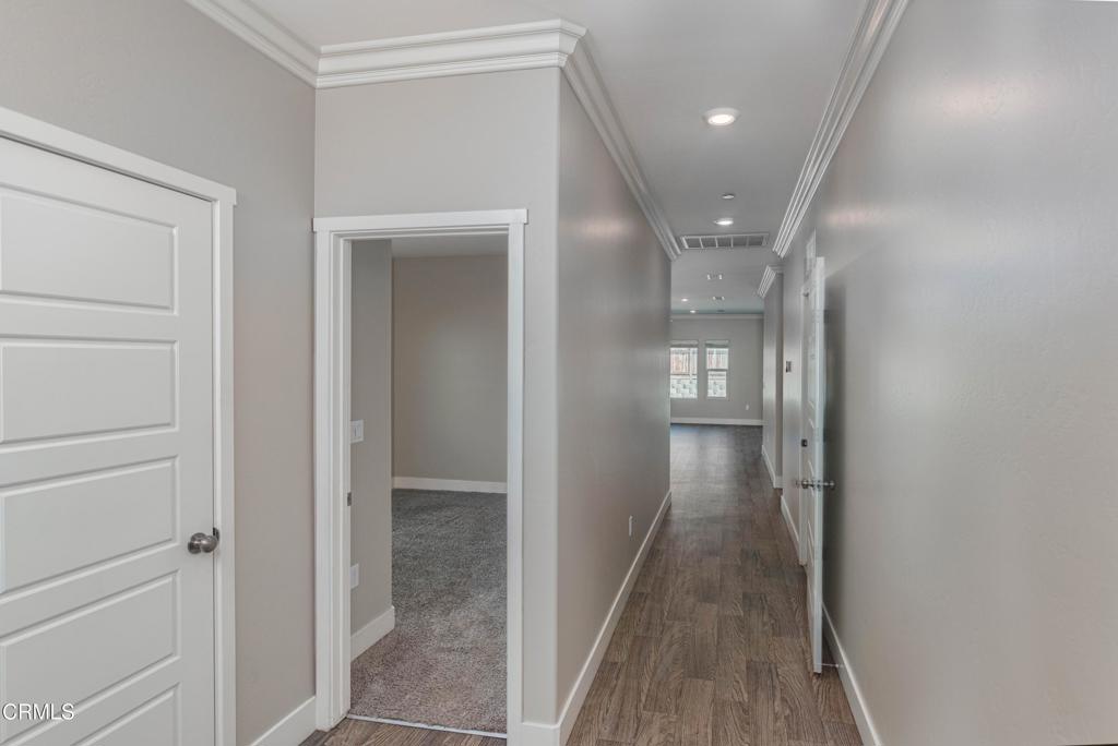 9634 Silver Falls Ln, Shafter, CA 93263