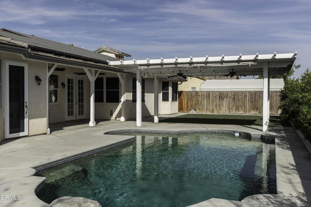 501 Butte Ct, Shafter, CA 93263