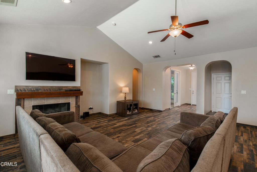 501 Butte Ct, Shafter, CA 93263