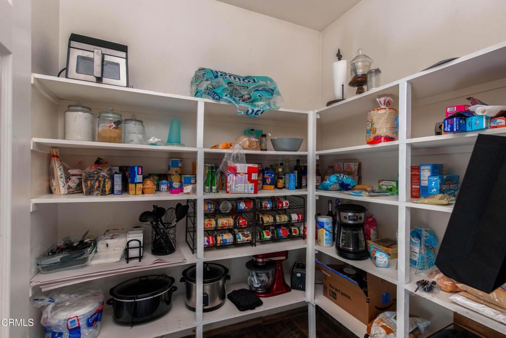 501 Butte Ct, Shafter, CA 93263