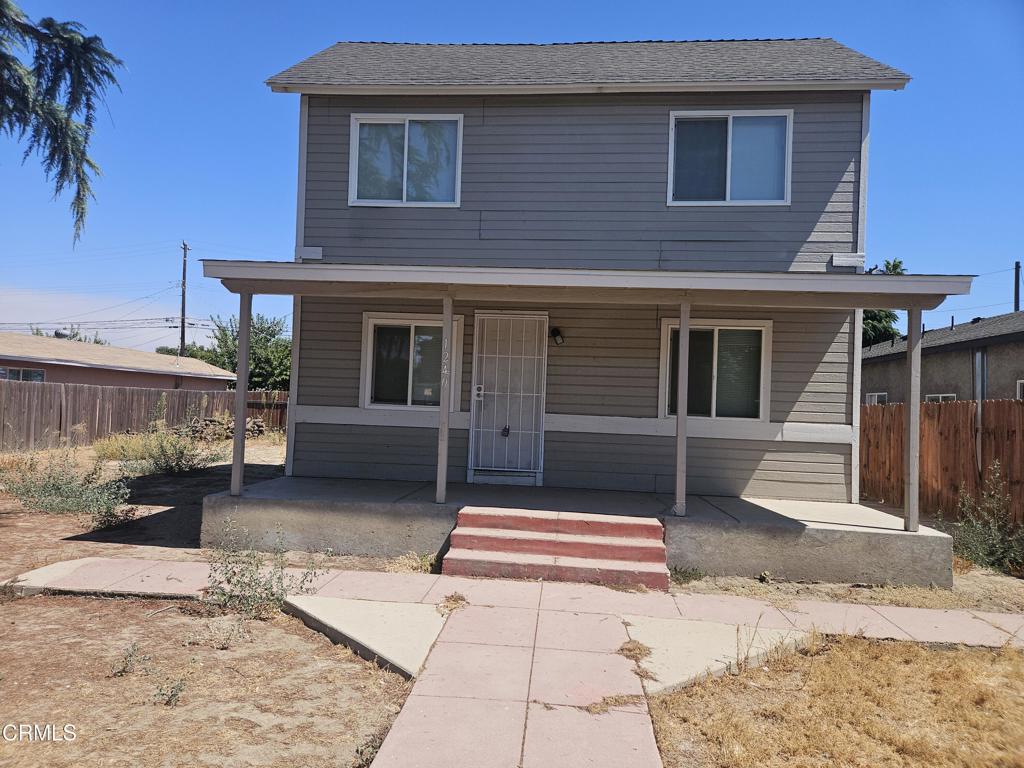 1240 J St, Sanger, CA 93657