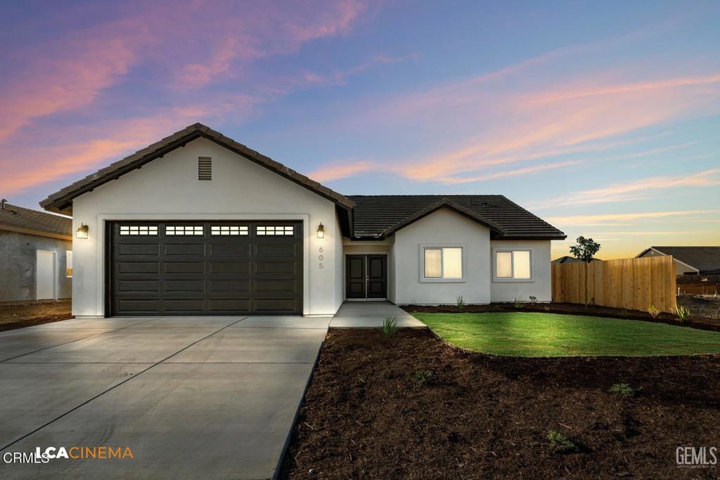 716 Sammy Way, Shafter, CA 93263