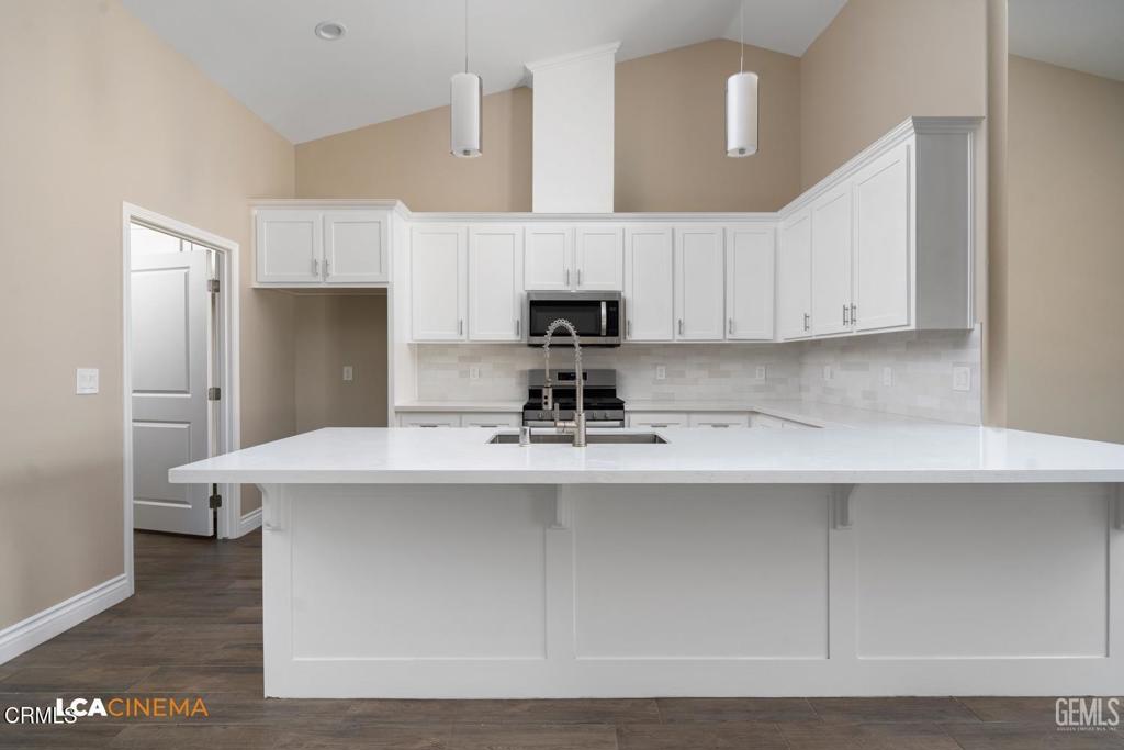 716 Sammy Way, Shafter, CA 93263