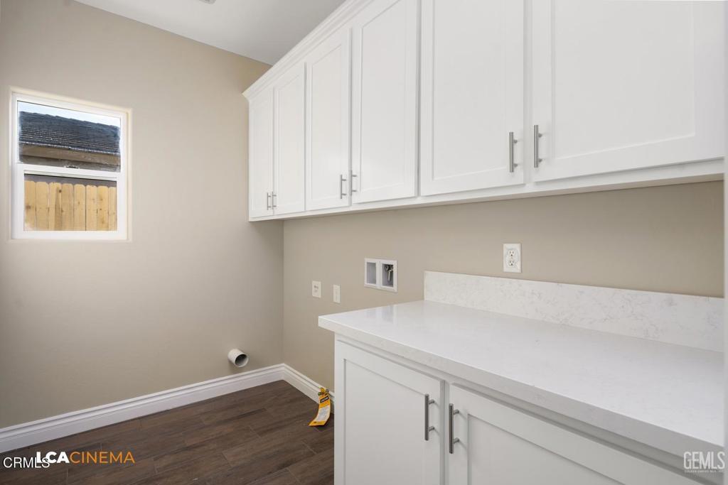 716 Sammy Way, Shafter, CA 93263