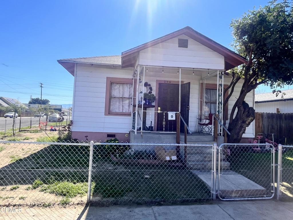296 E Coolidge St, Coalinga, CA 93210