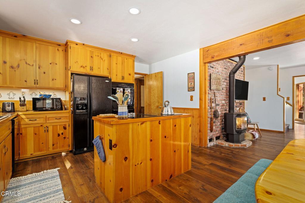 42031 N Evergreen Rd, Shaver Lake, CA 93664