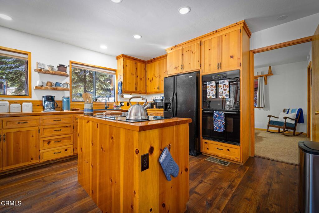 42031 N Evergreen Rd, Shaver Lake, CA 93664